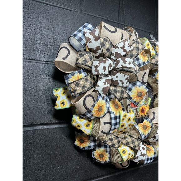 Handmade Burlap Wreath Farmhouse Highland Cow Fall Western Horseshoe 22 Inch - Picture 2 of 10